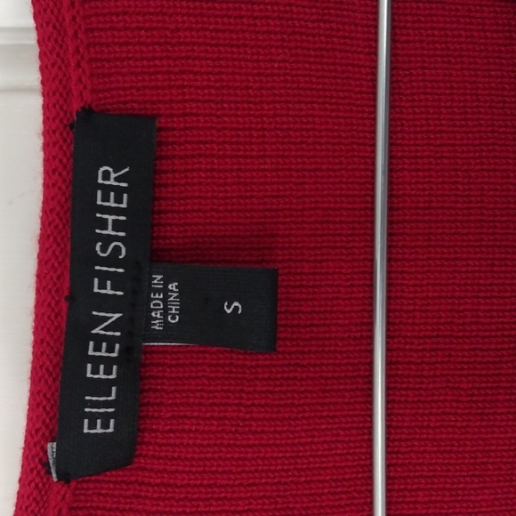 EILEEN FISHER RED BUTTON FRONT CARDICOAT AND TOP SIZE SMALL - Picture 11 of 12